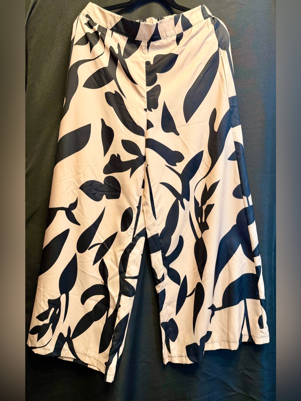 SHEIN Black & Cream A-Line Printed Skirt